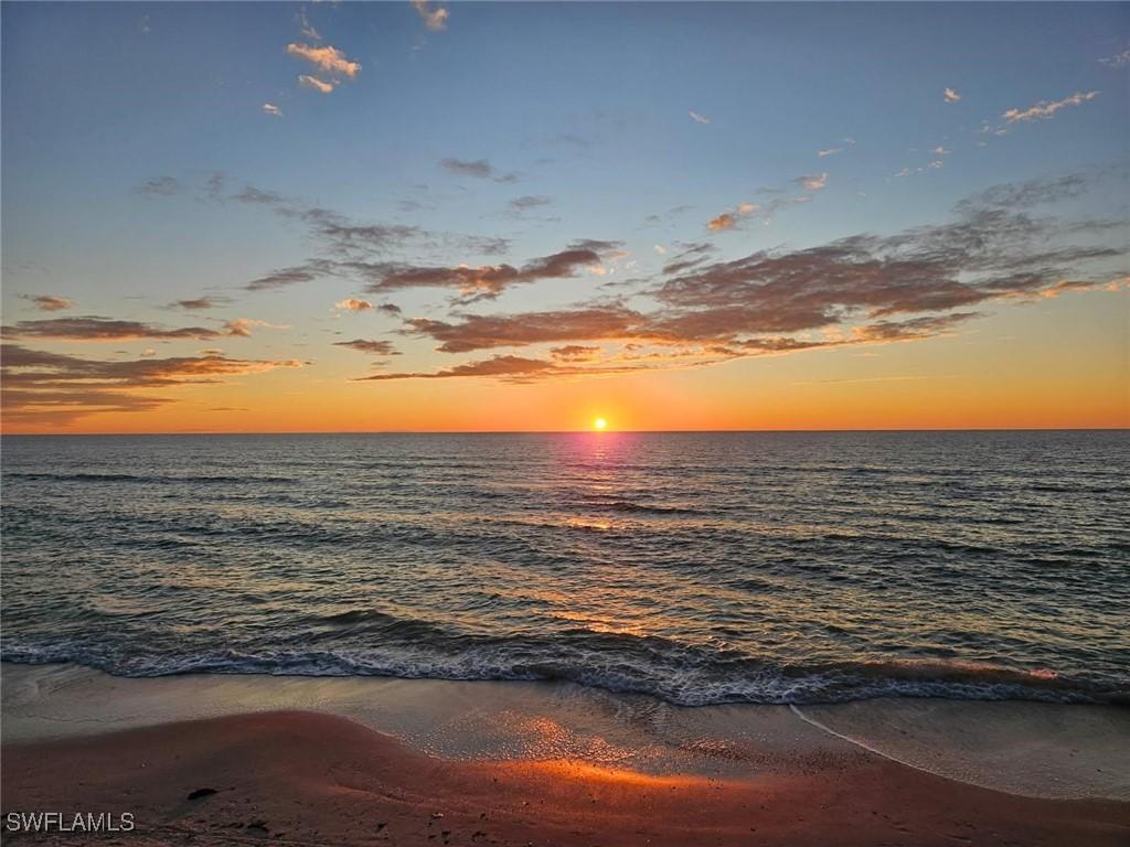 7905 Cocobay Dr. #15, Naples, FL 34108