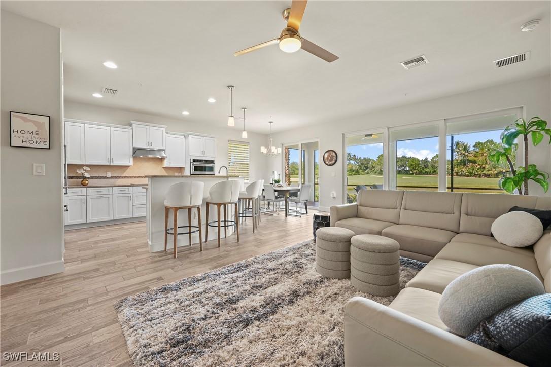 10231 Glastonbury Cir. #101, Fort Myers, FL 33913