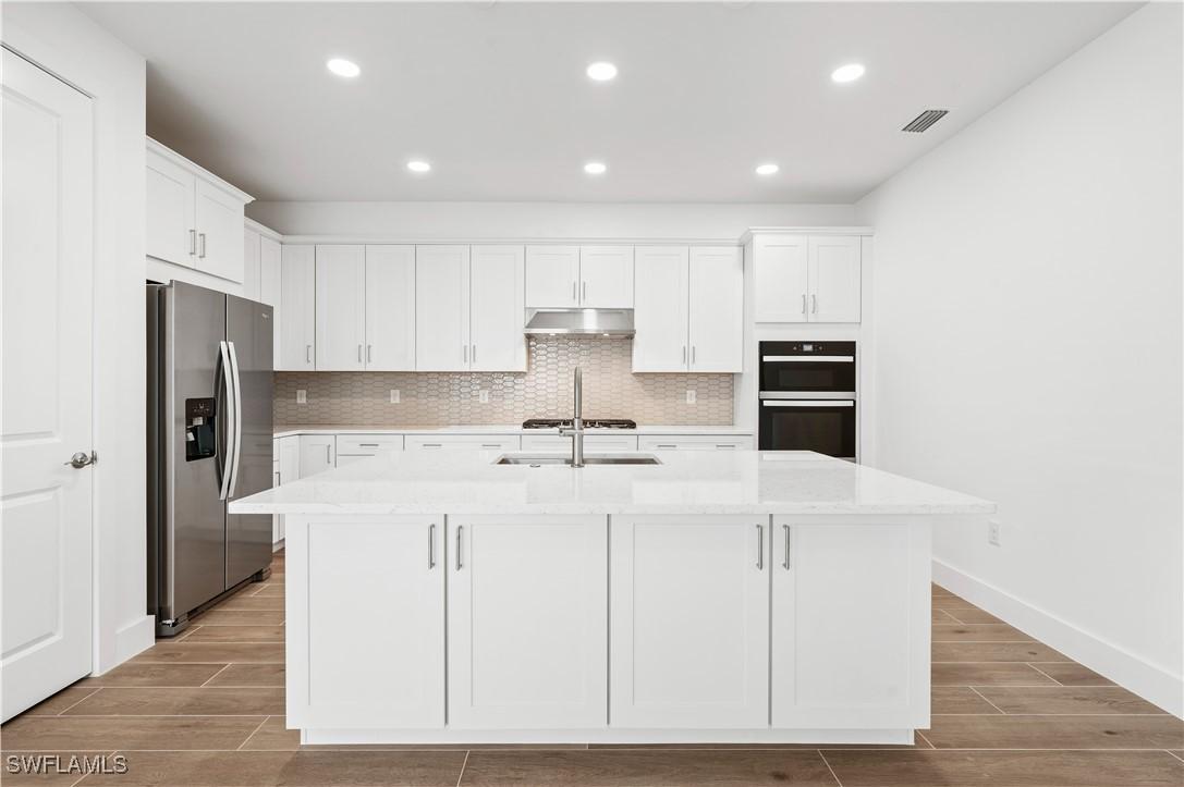 8925 Oceana Way, Naples, FL 34114