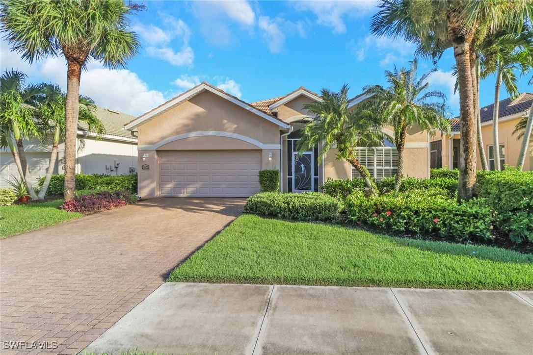 3670 Grand Cypress Dr., Naples, FL 34119