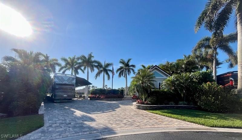 4736 Chariot Ct., Naples, FL 34114