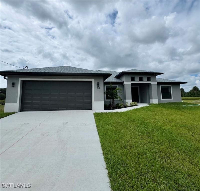 118 Parish Dr., Lehigh Acres, FL 33974