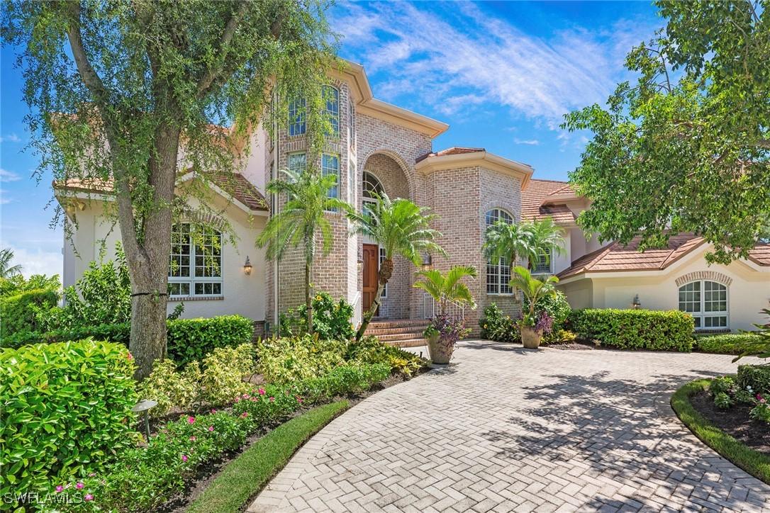 1291 Laurel Ct., Marco Island, FL 34145