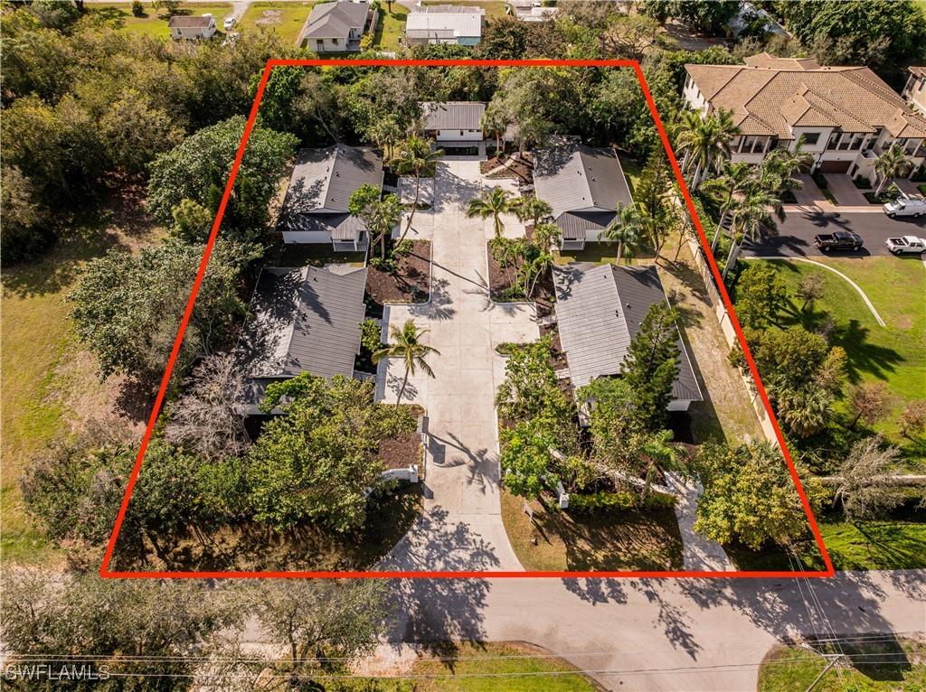 2616 Lakeview Dr., Naples, FL 34112