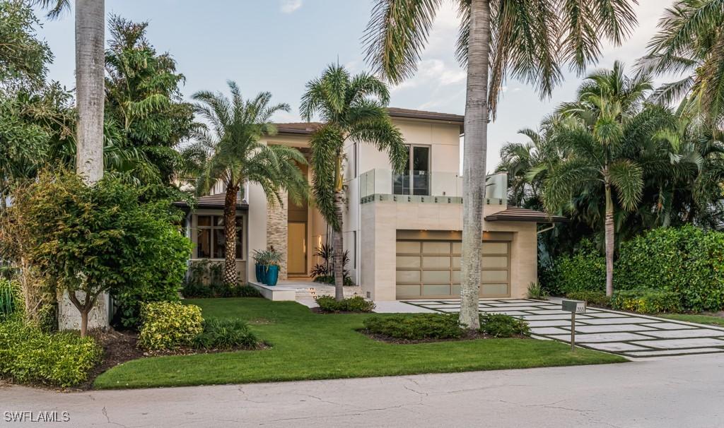 355 7th Ave., Naples, FL 34102