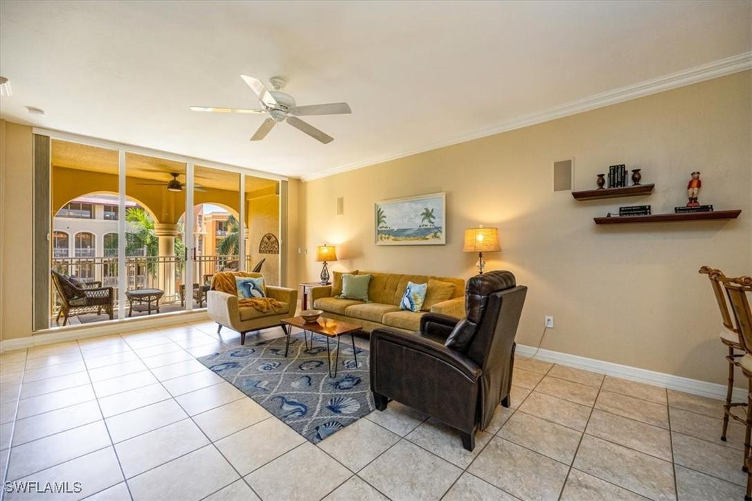 410 Bayfront Pl. #2407, Naples, FL 34102