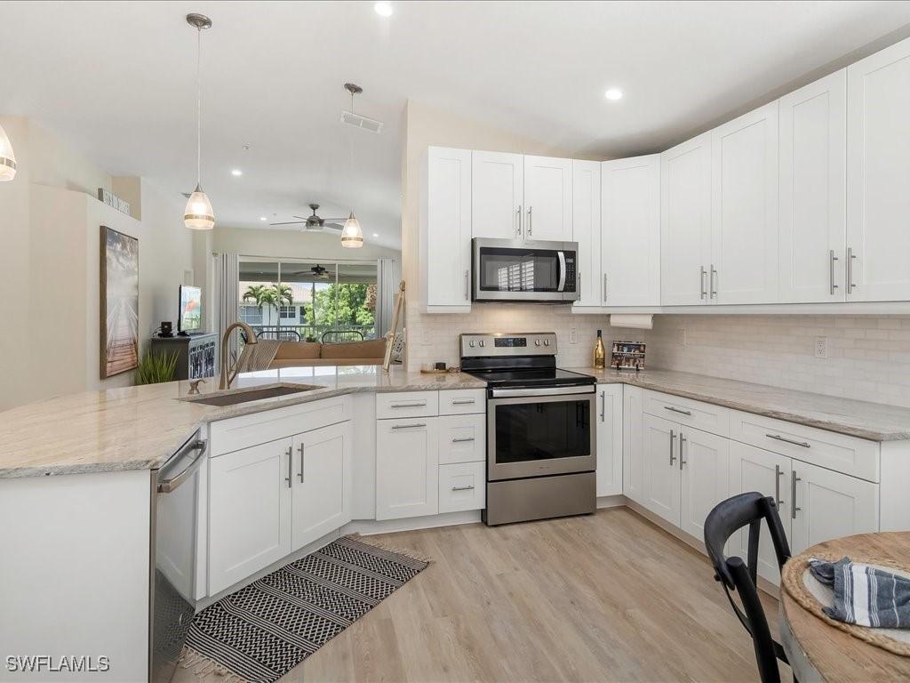 6927 Satinleaf Rd. #204, Naples, FL 34109