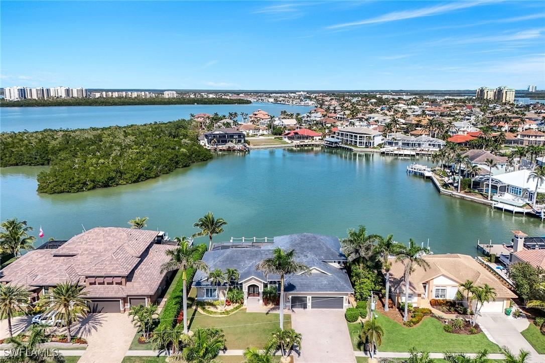 650 Rockport Ct., Marco Island, FL 34145