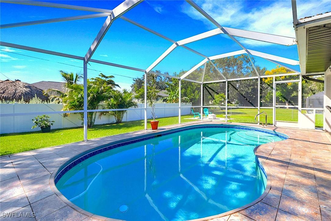 938 SW 6th Pl., Cape Coral, FL 33991