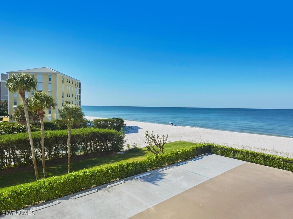 3951 Gulf Shore Blvd. #201, Naples, FL 34103