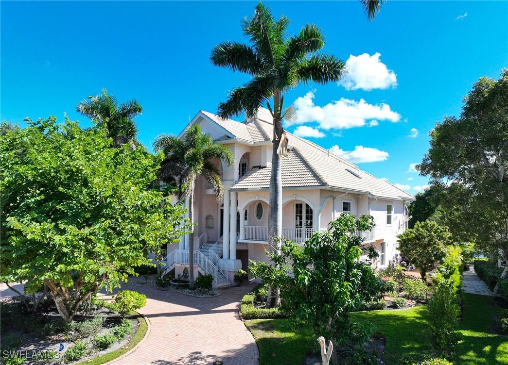 192 Topanga Dr., Bonita Springs, FL 34134