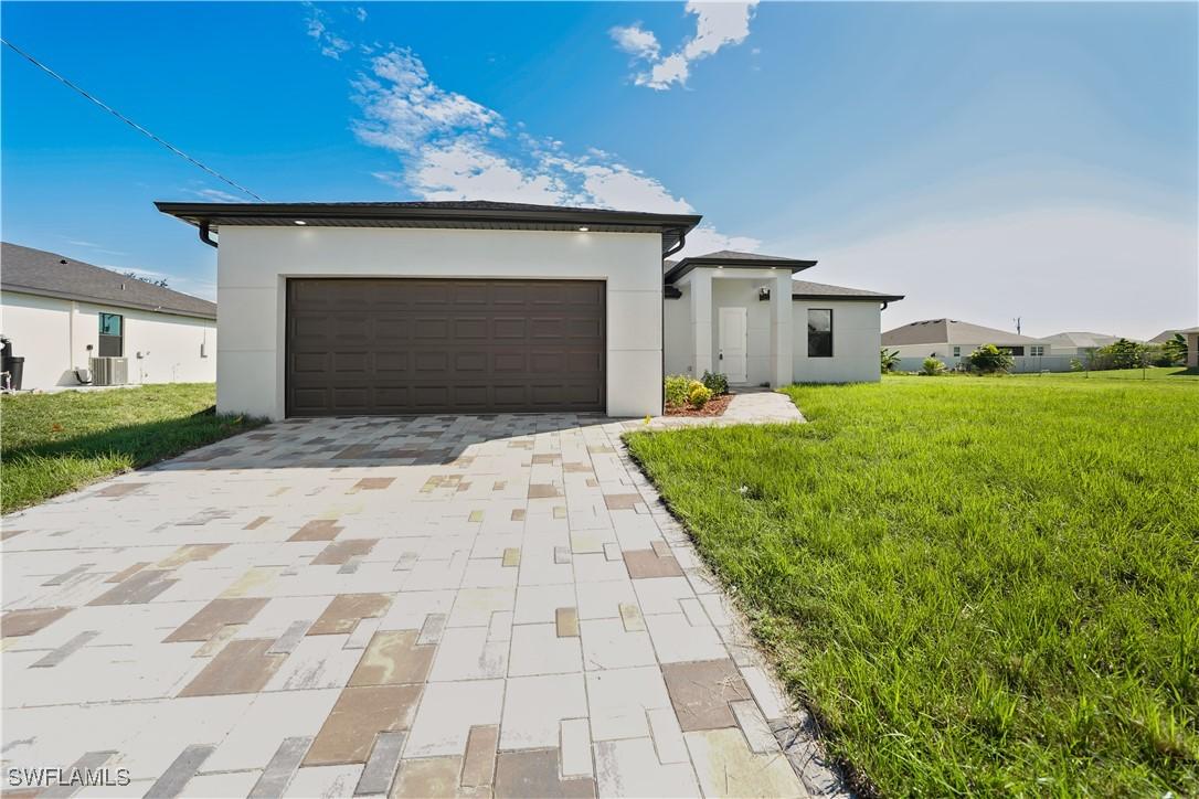 2458 NW 9th Ter., Cape Coral, FL 33993