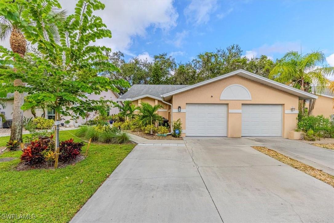 12249 Londonderry Ln., Bonita Springs, FL 34135