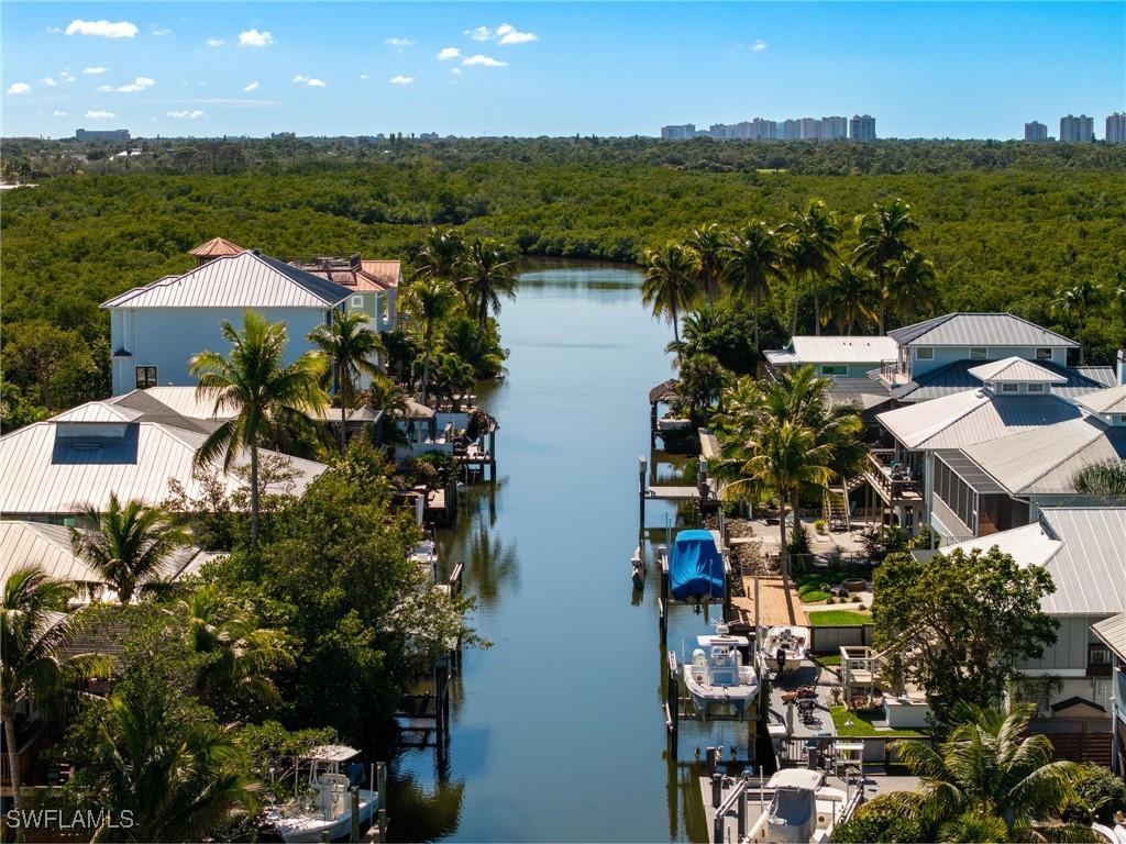 1292 Venetian Way, Naples, FL 34110