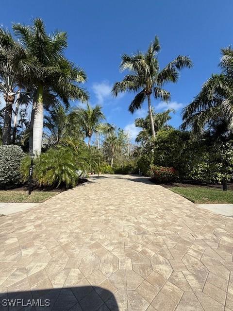 4407 Southern Breeze Dr., Naples, FL 34114