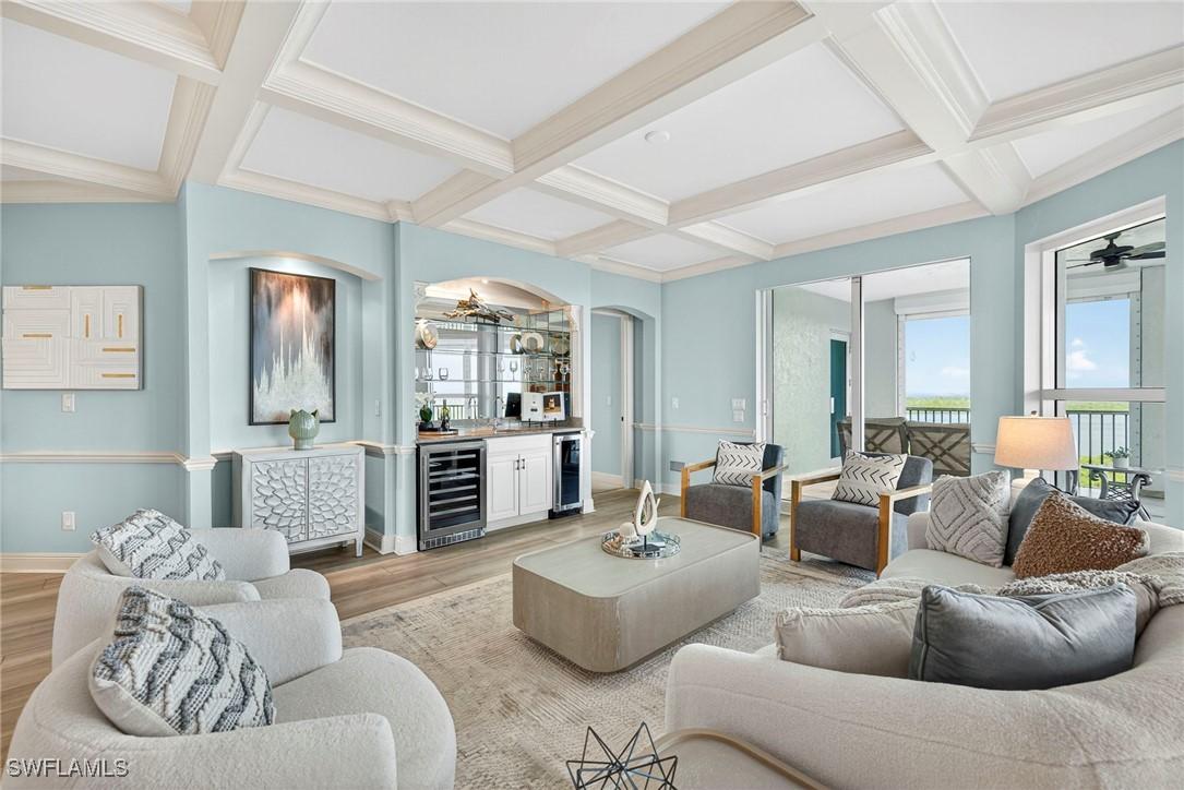 285 Grande Way #804, Naples, FL 34110