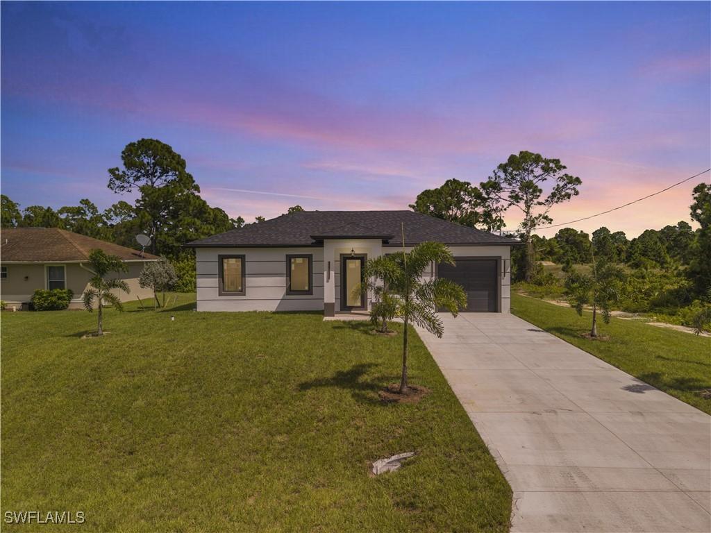 639 Montclair Ave., Lehigh Acres, FL 33974