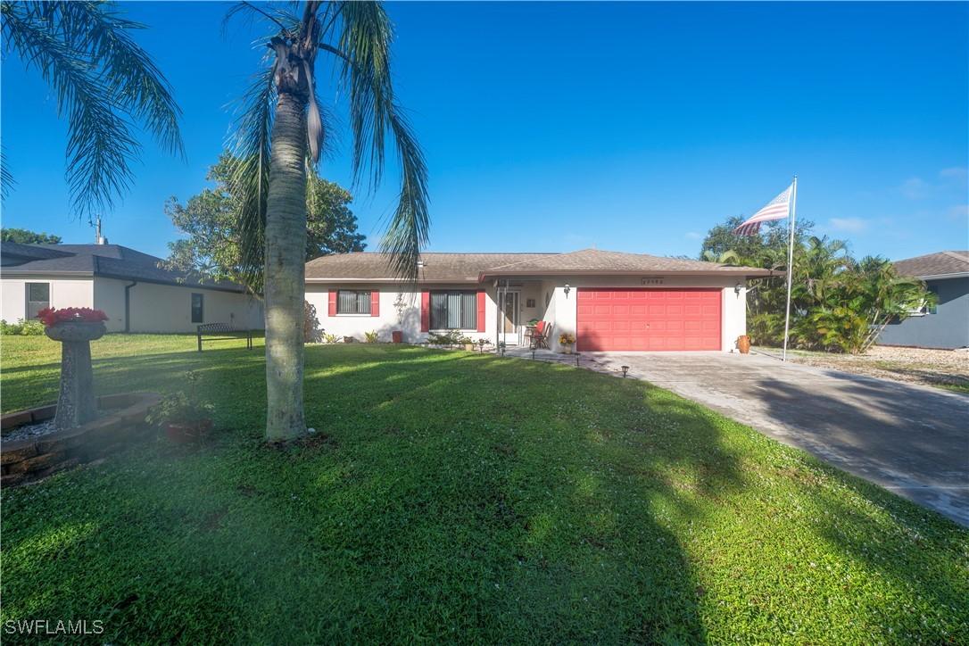 27580 Playa Del Rey Ln., Bonita Springs, FL 34135