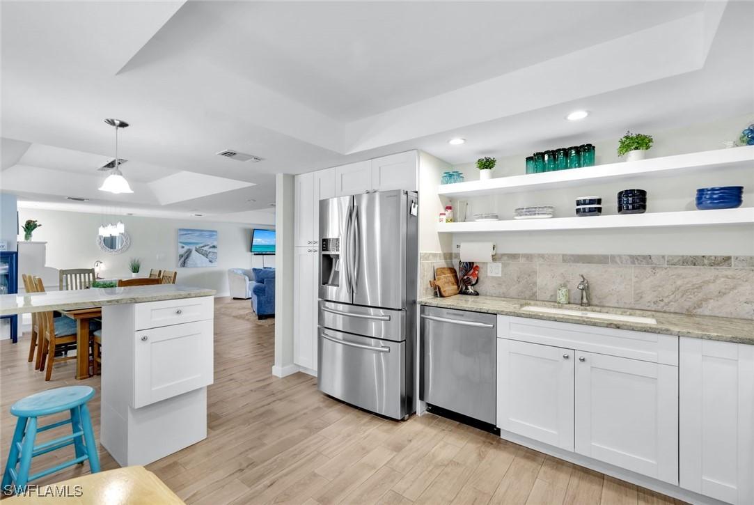 196 Albi Rd. #5, Naples, FL 34112