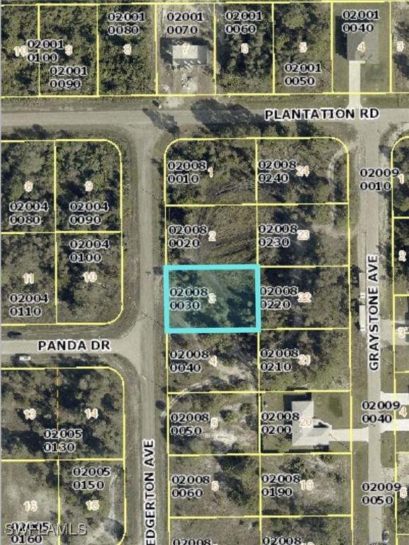 909 Edgerton Ave., Lehigh Acres, FL 33974