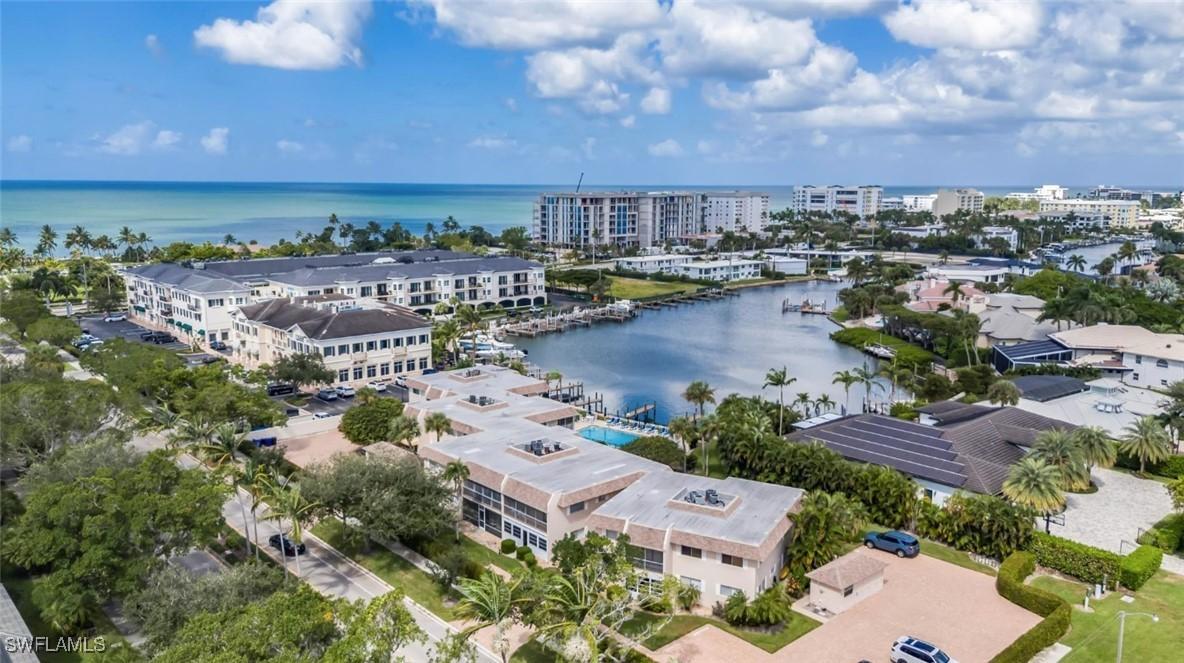 261 Banyan Blvd. #104, Naples, FL 34102