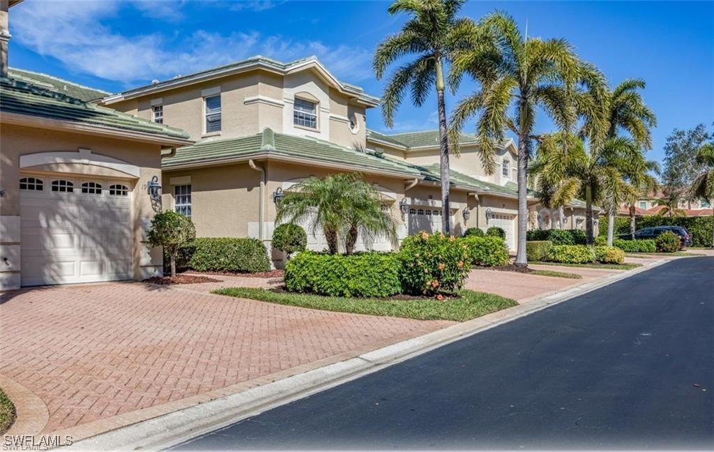 558 Vintage Reserve Ln. #19B, Naples, FL 34119