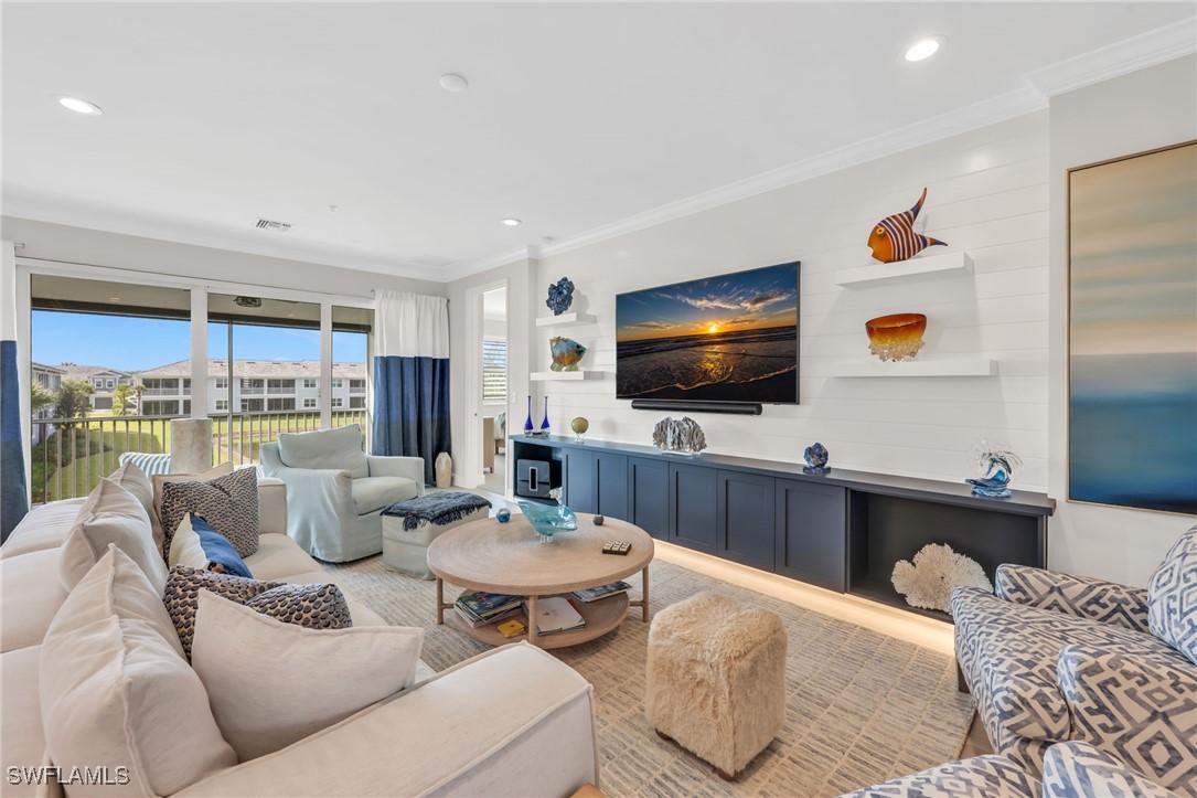 2621 Seychelles Cir. #1806, Naples, FL 34112