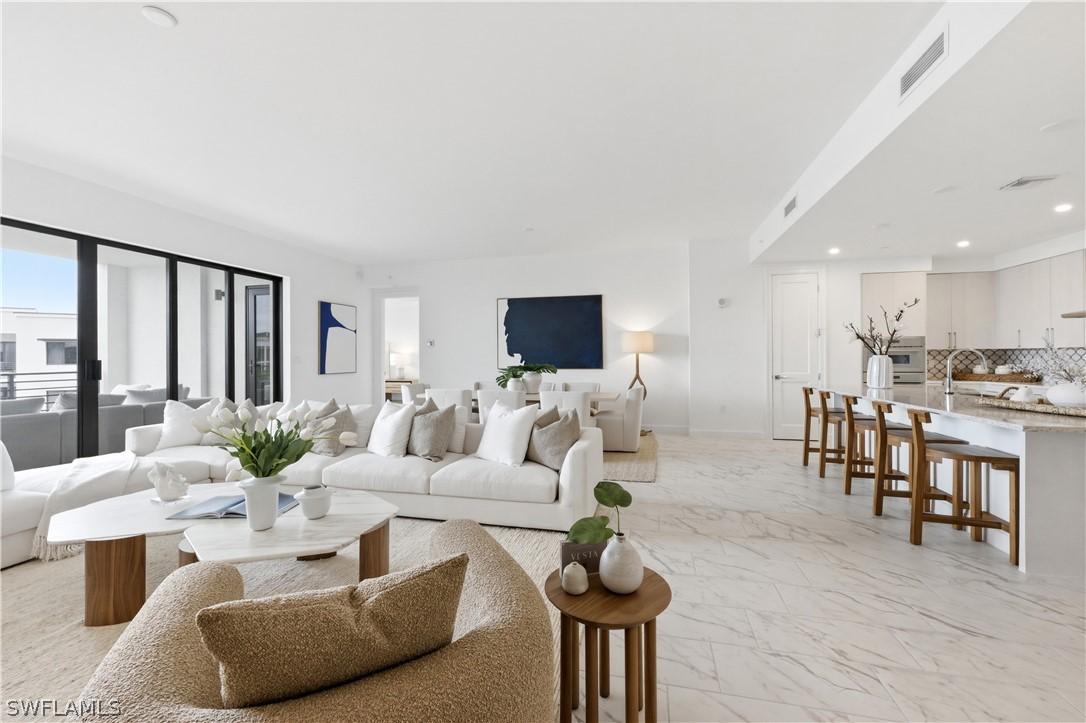 1125 Central Ave. #566, Naples, FL 34102