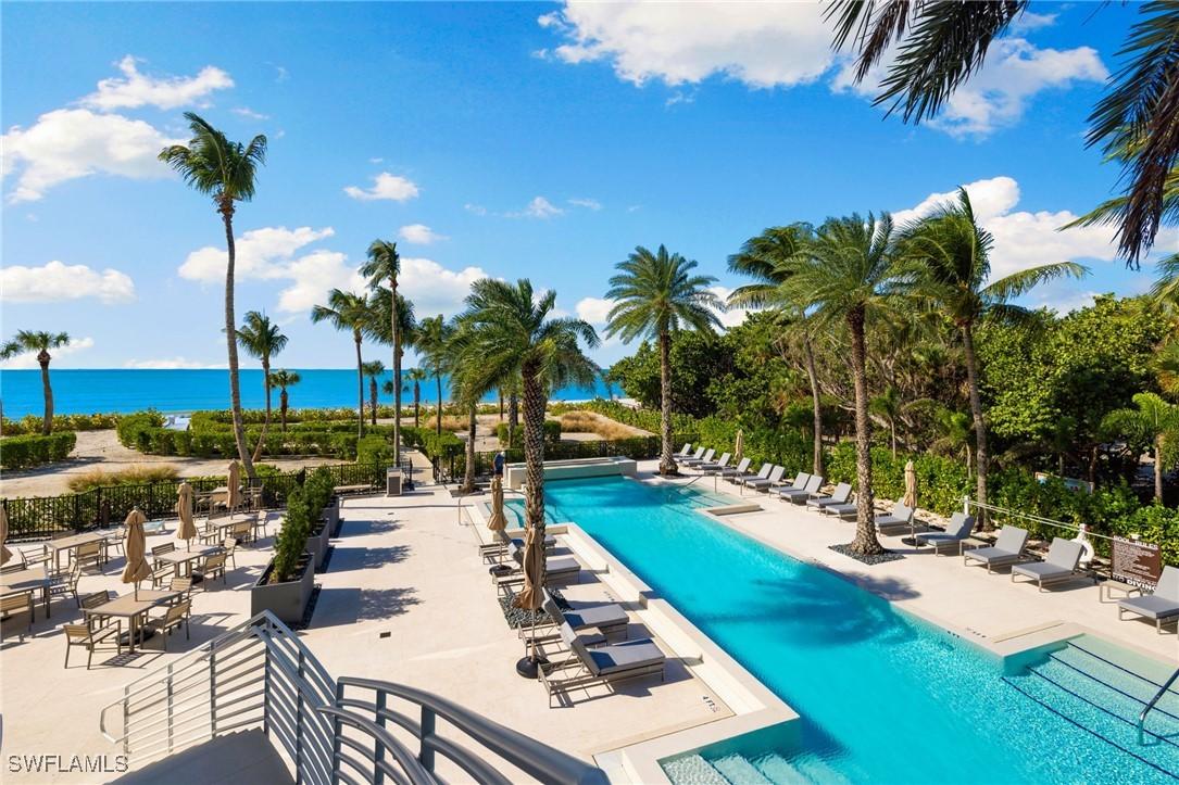 11125 Gulf Shore Dr. #PH-7, Naples, FL 34108