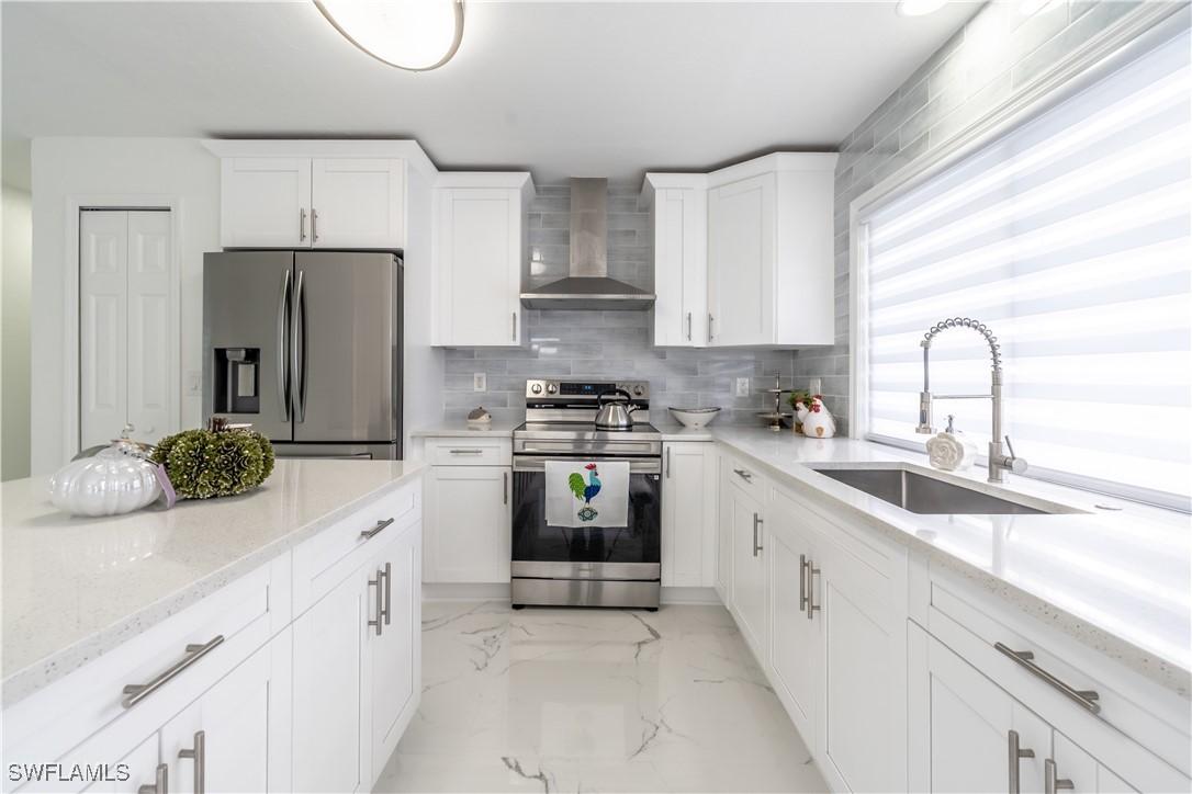 4530 22nd Pl., Naples, FL 34116