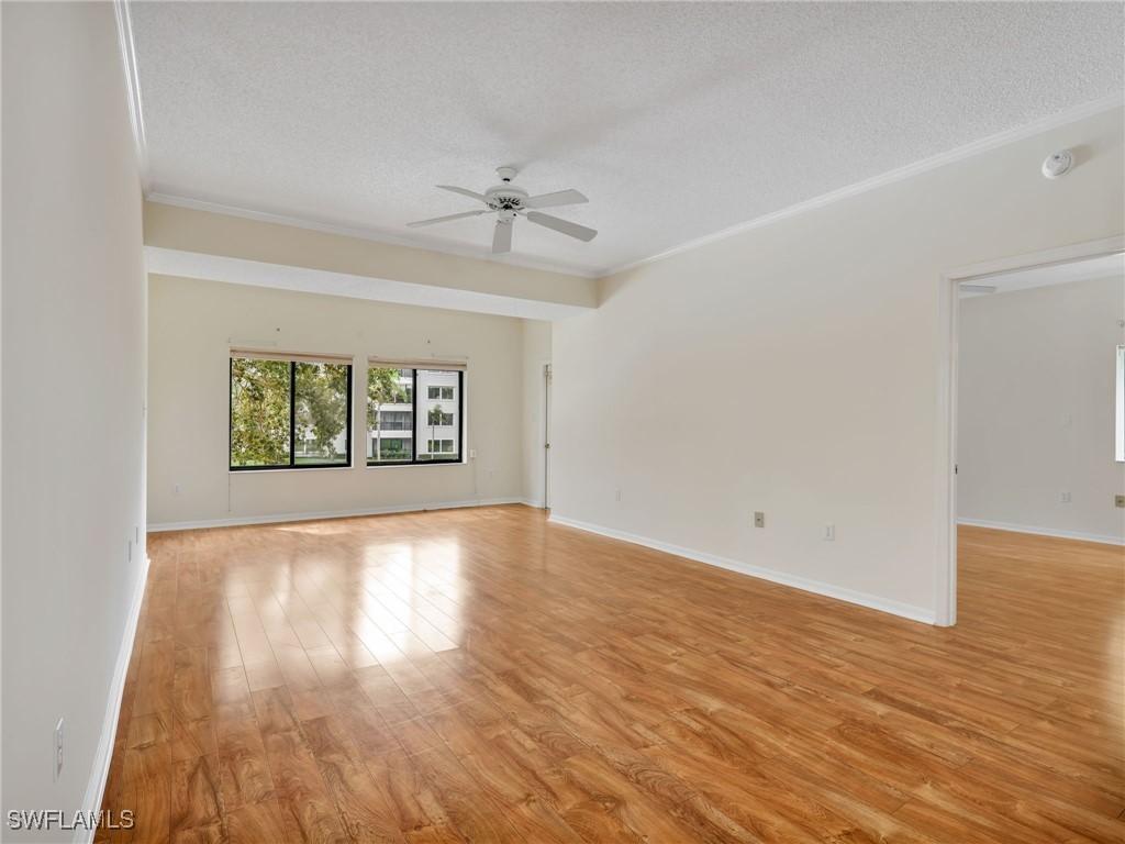 900 Arbor Lake Dr. #9-206, Naples, FL 34110