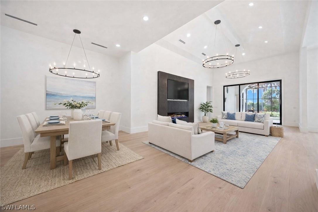 2749 Medallist Ln., Naples, FL 34109