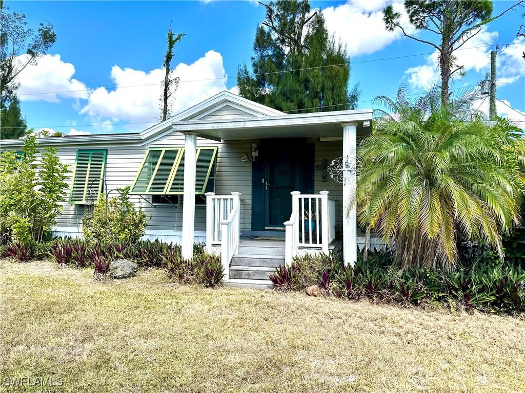 19621 N Tamiami Tr. #31, North Fort Myers, FL 33903