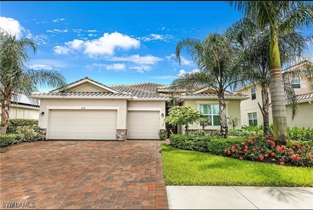 2179 Vermont Ln., Naples, FL 34120