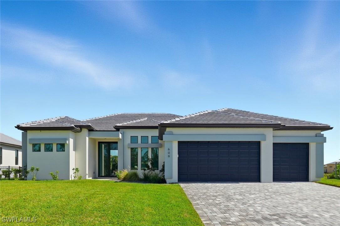 609 NW 39th Ave., Cape Coral, FL 33993