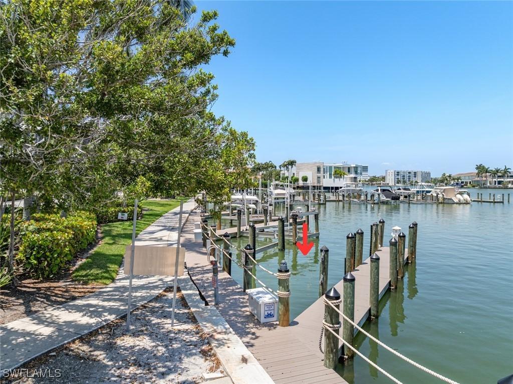 4090 Gulf Shore Blvd., Naples, FL 34103