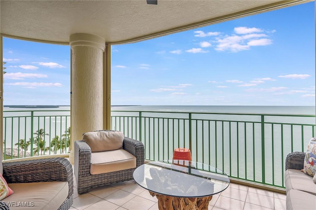 980 Cape Marco Dr. #902, Marco Island, FL 34145