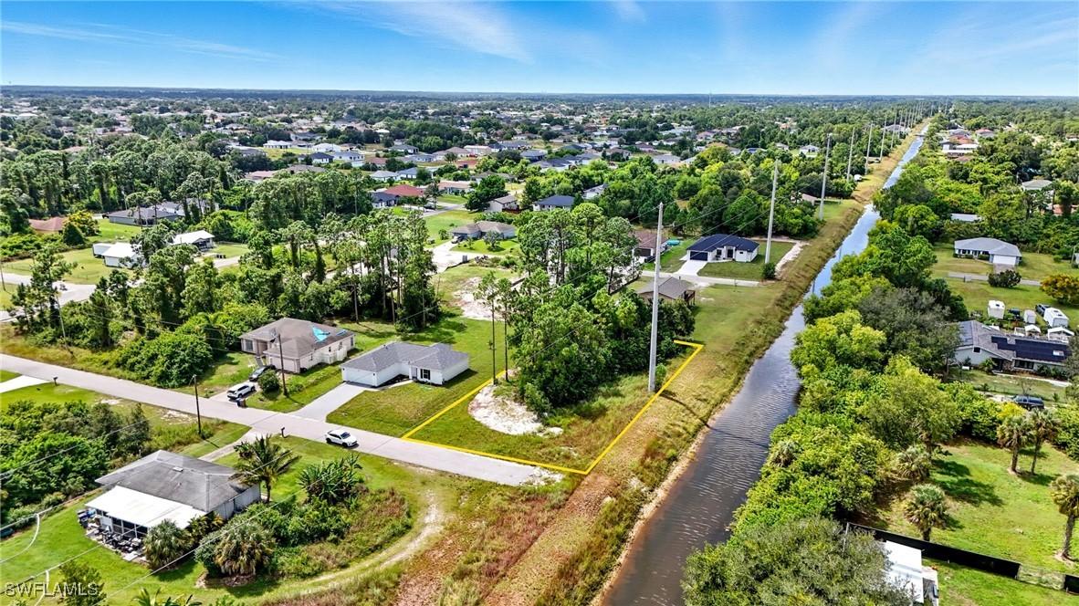 50 Wanda Ave., Lehigh Acres, FL 33976