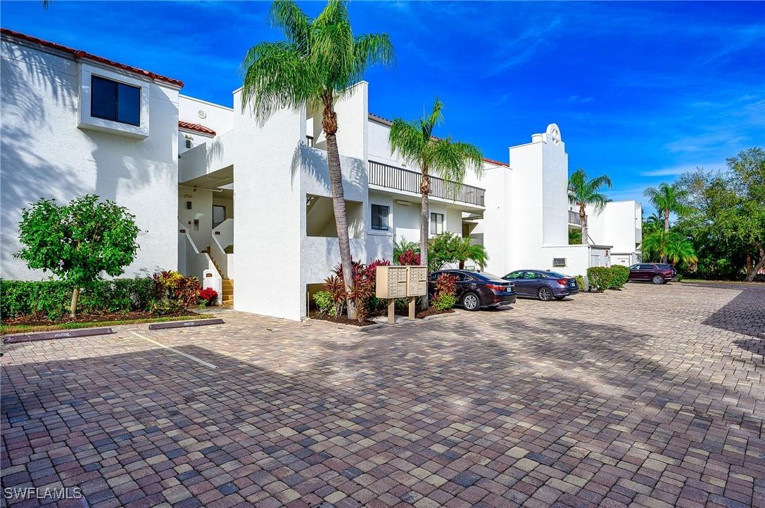 586 Beachwalk Cir. #O206, Naples, FL 34108