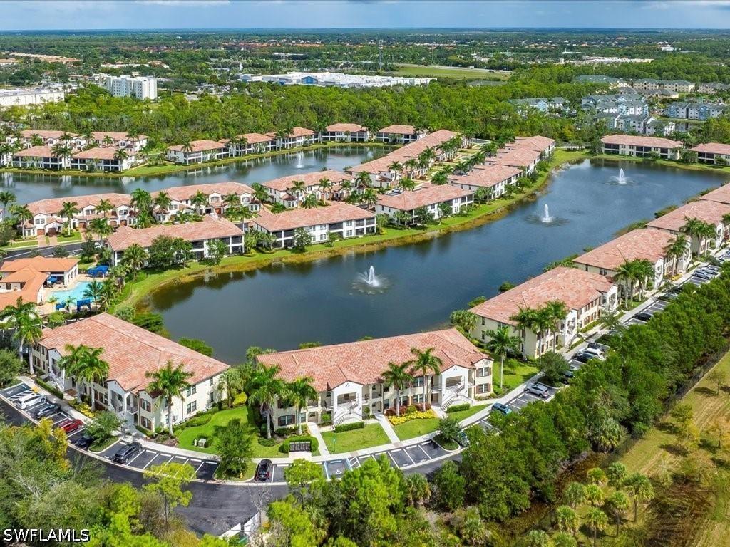 15102 Palmer Lake Cir. #105, Naples, FL 34109
