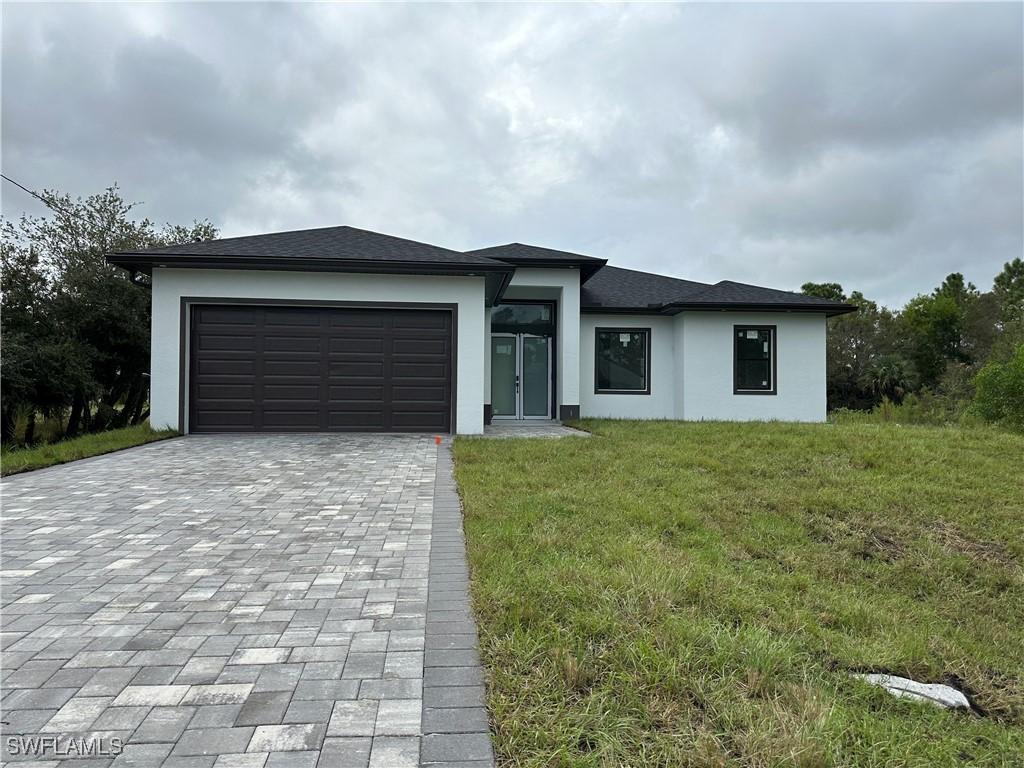 1236 Damen St., Lehigh Acres, FL 33974