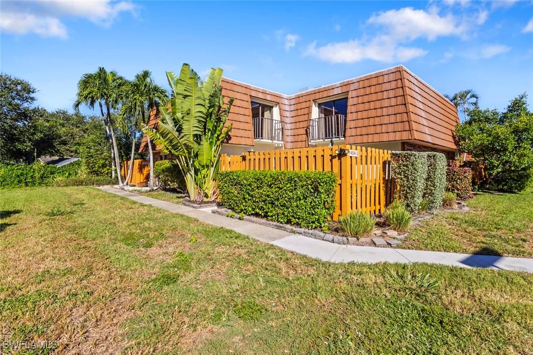 1454 Park Shore Cir. #2, Fort Myers, FL 33901
