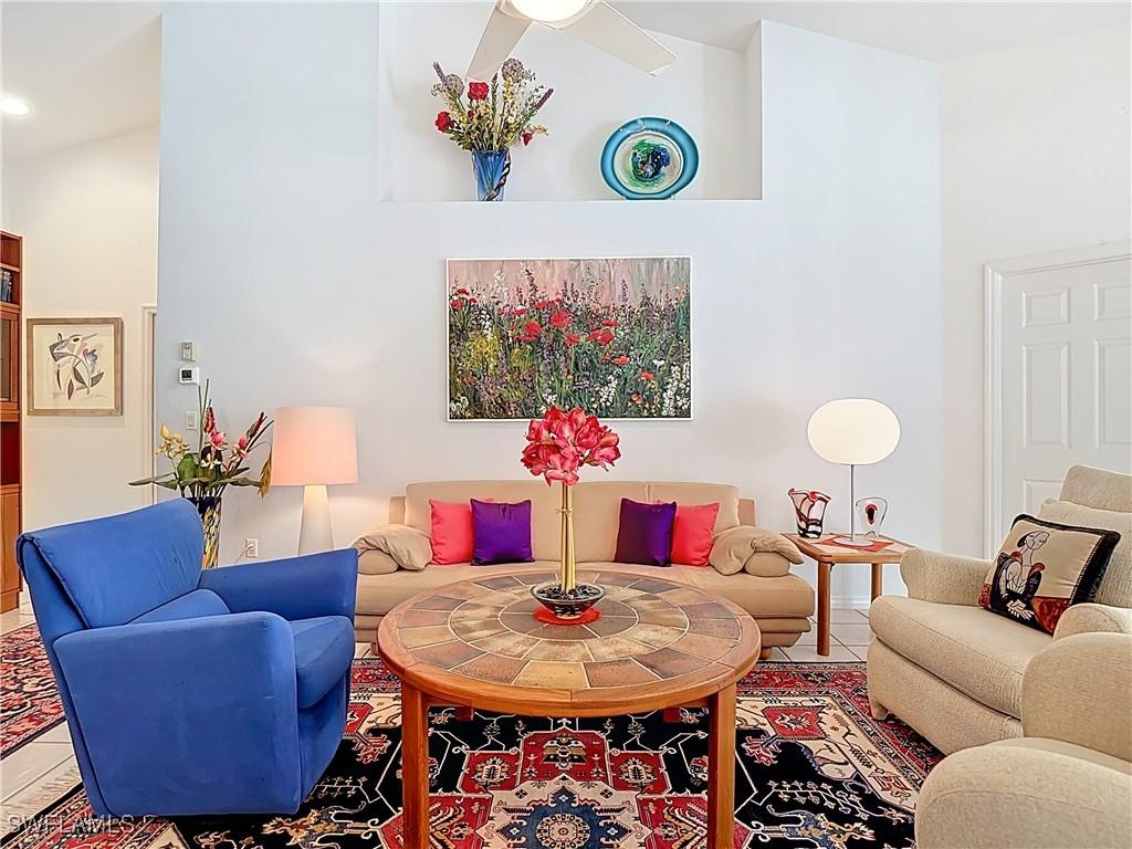 5300 Andover Dr. #202, Naples, FL 34110