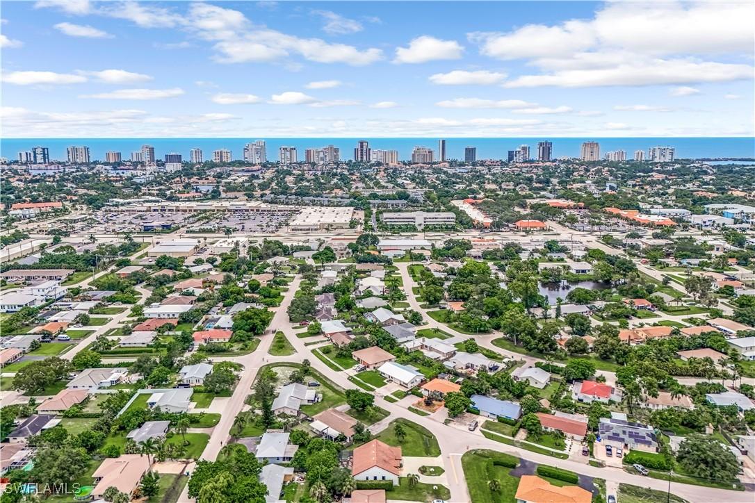 1140 Jeronimo Dr., Naples, FL 34103