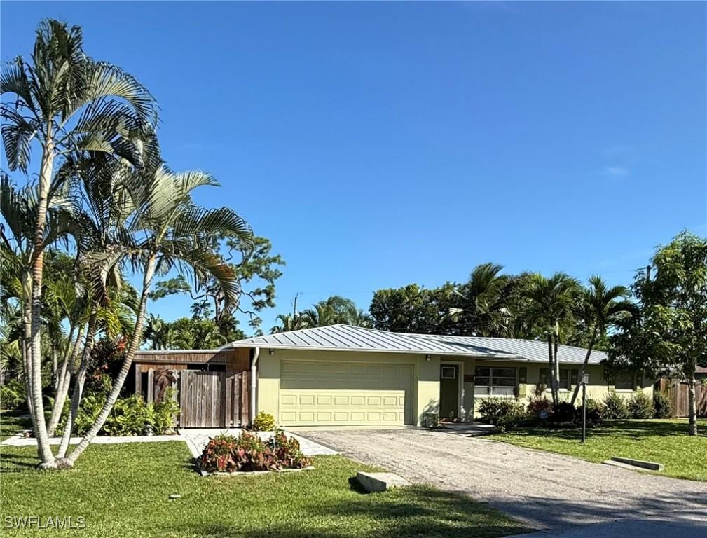 702 E Valley Dr., Bonita Springs, FL 34134