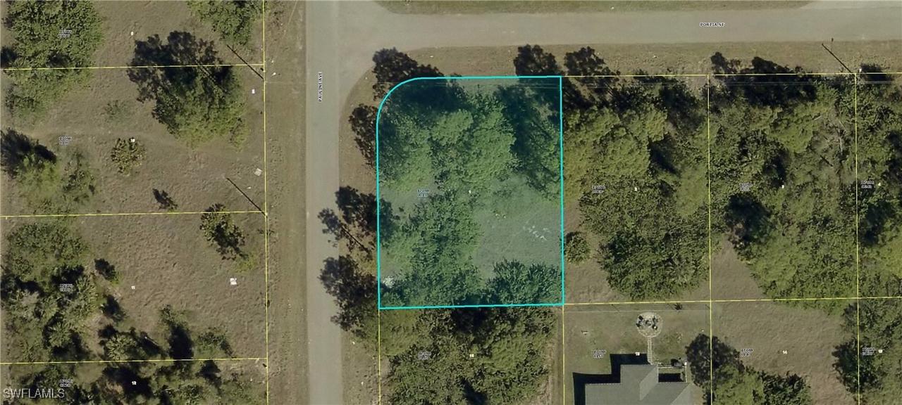 208 Portia St., Lehigh Acres, FL 33974