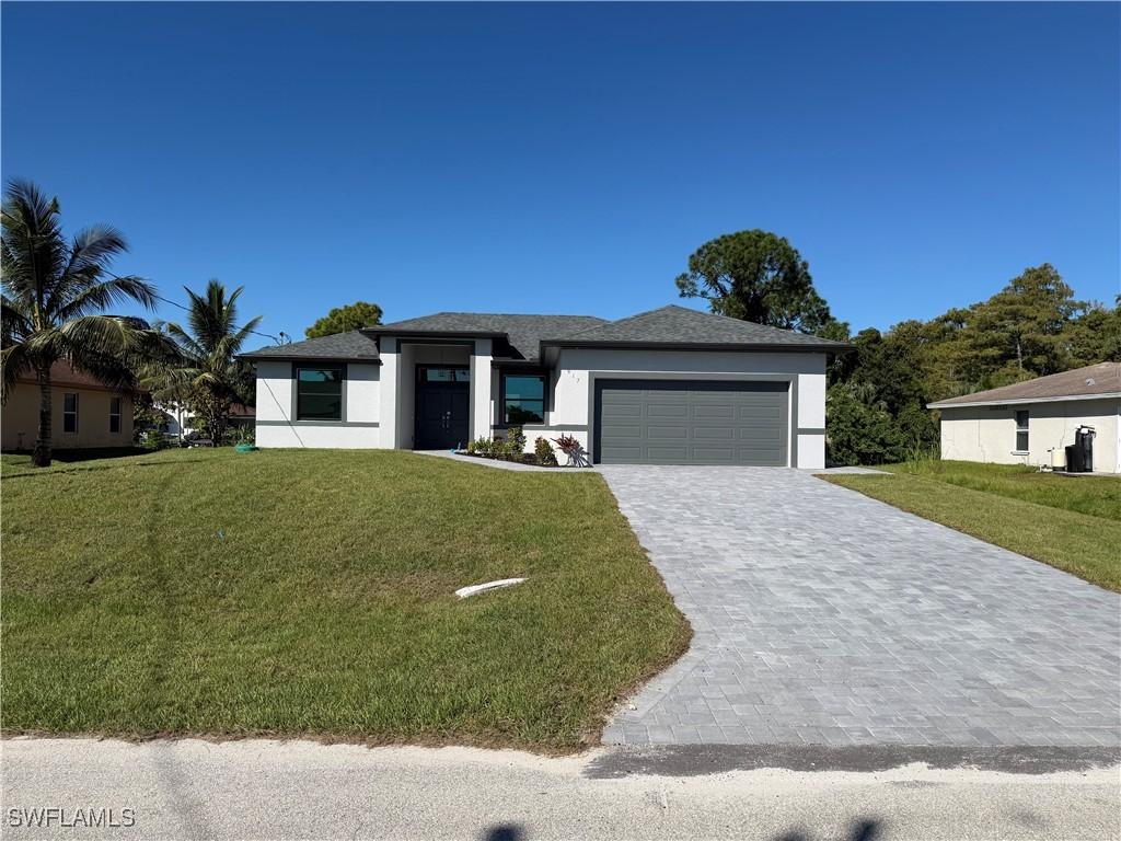 817 Atherton Ave., Lehigh Acres, FL 33971