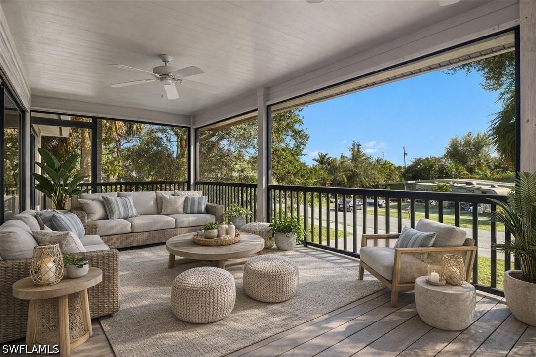 2151 Estey Ave., Naples, FL 34104