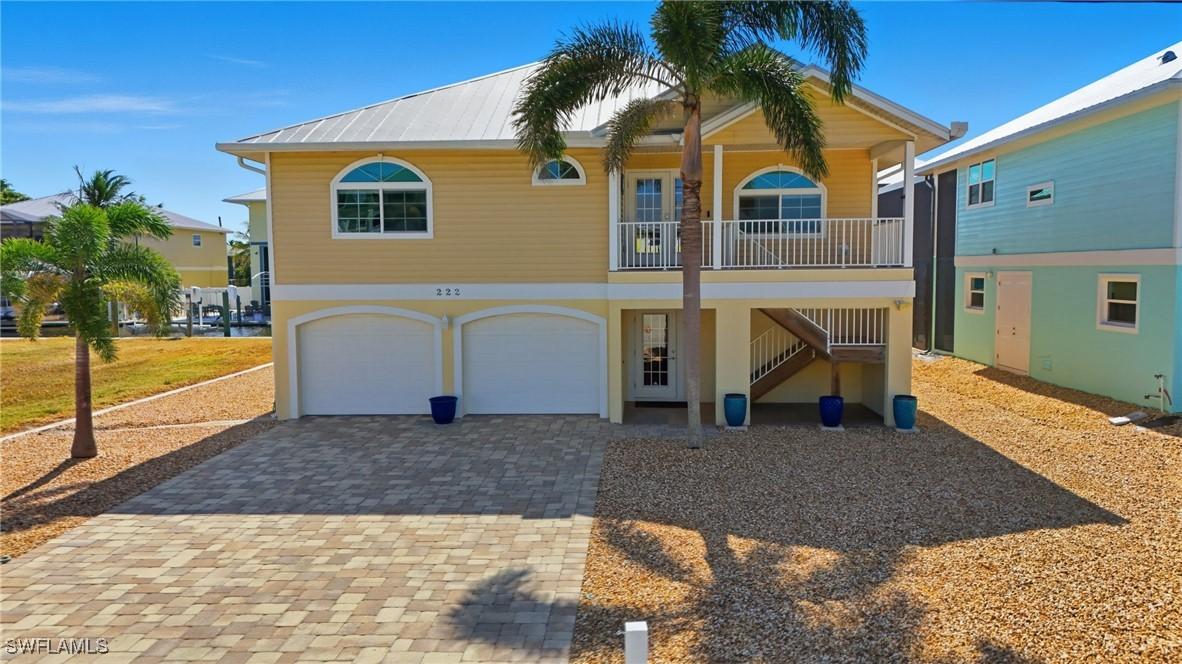222 Flamingo St., Fort Myers Beach, FL 33931