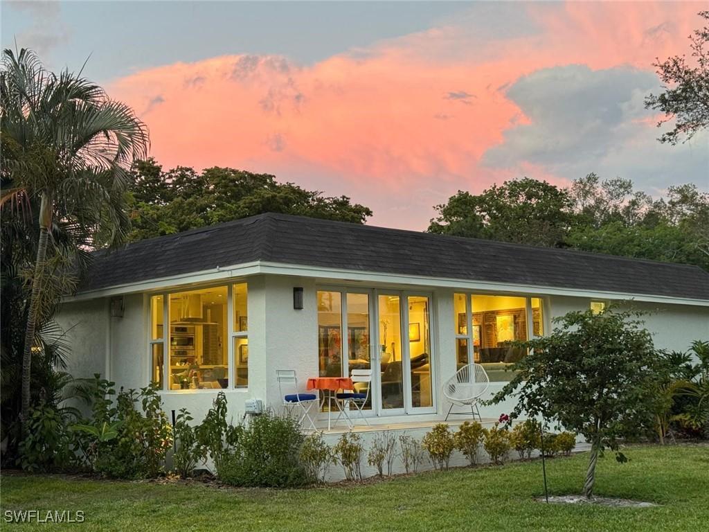 215 Lanchester Ct. #44, Naples, FL 34112